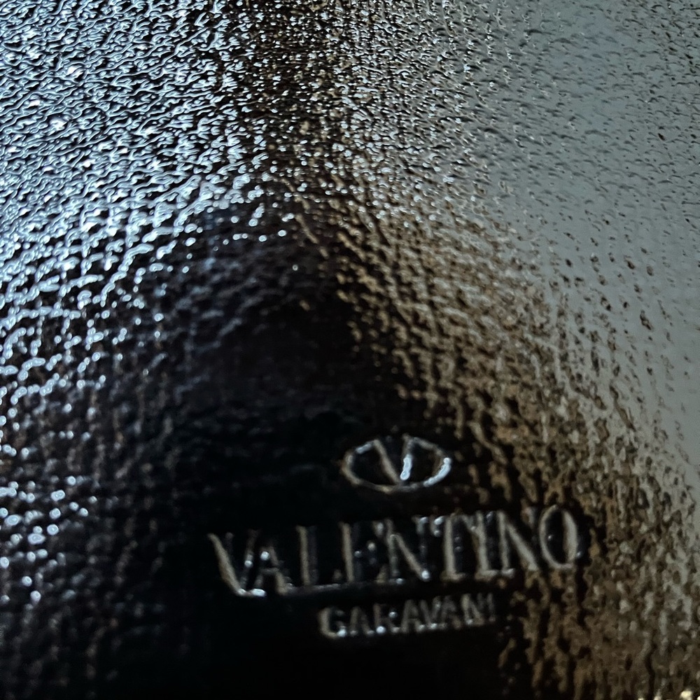 Valentino Garavani leather handbag - Picture 4 of 10